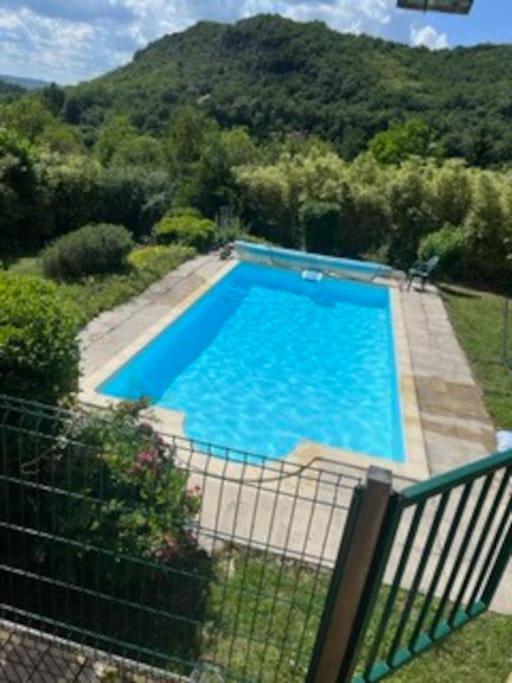 Maison A Vezac 24220 Экстерьер фото