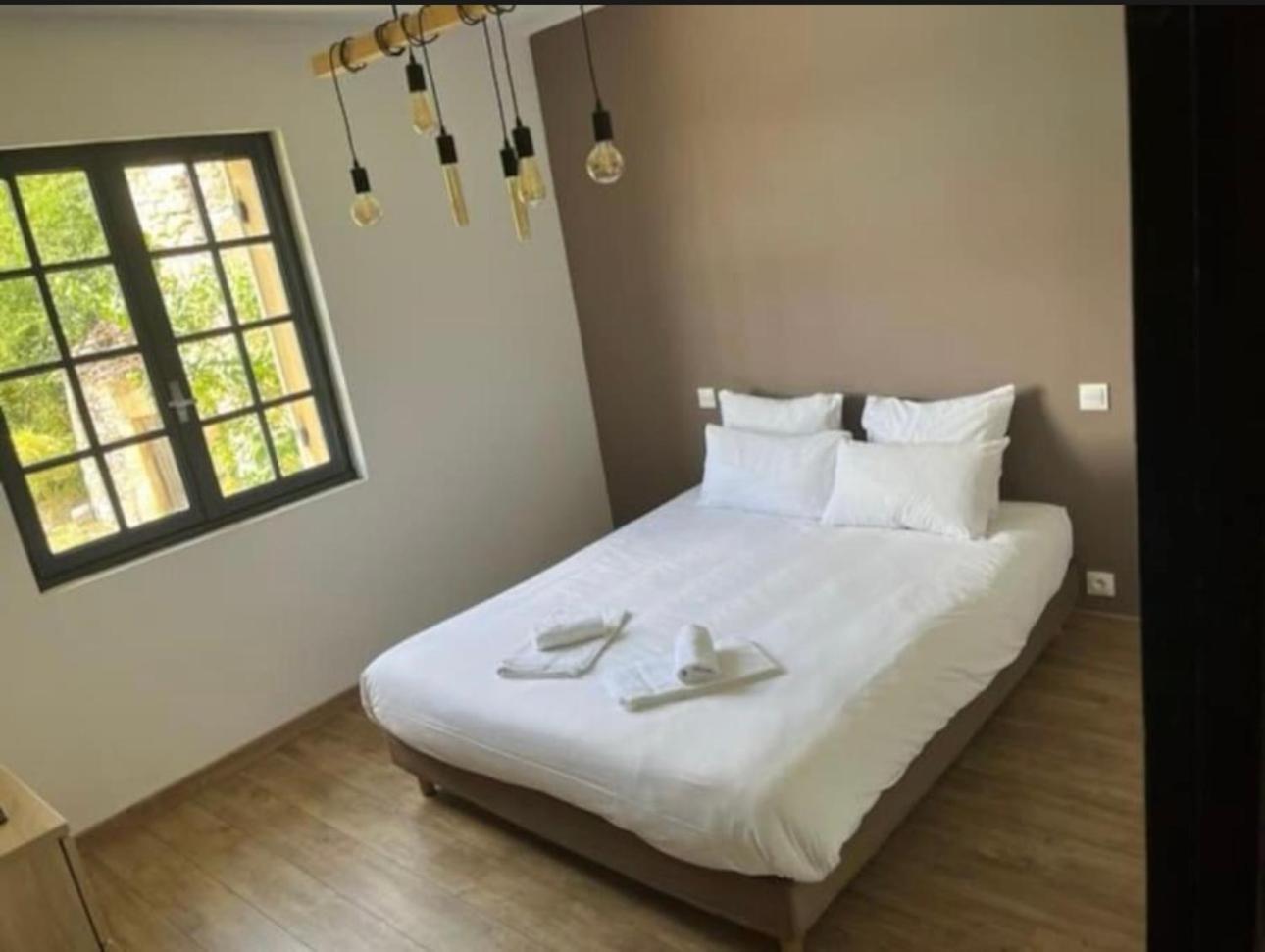 Maison A Vezac 24220 Экстерьер фото